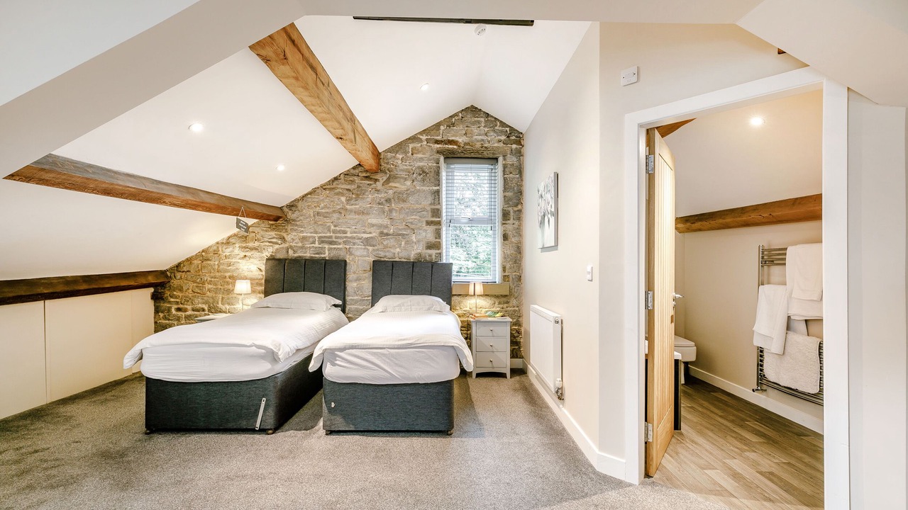 Photo of Others in Rishworth