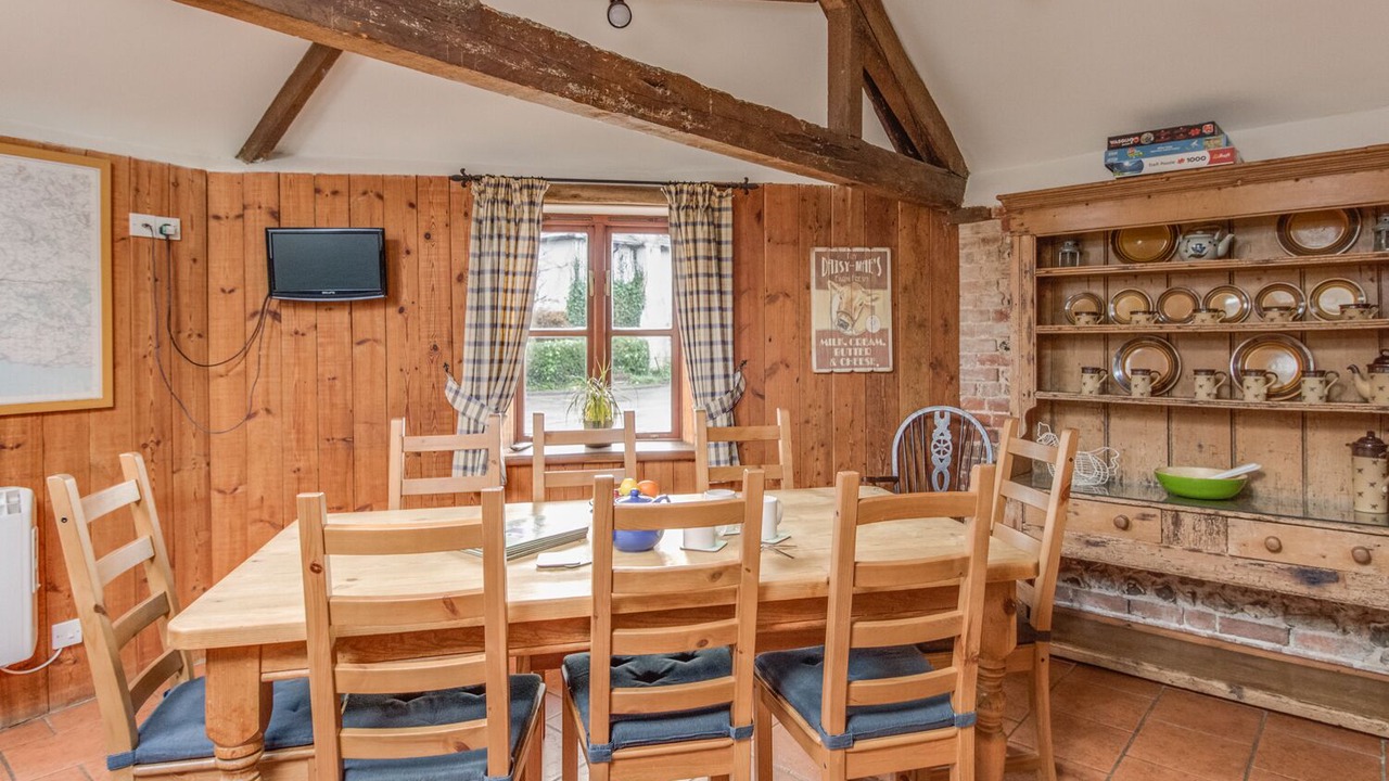 Photo of Others in Cheselbourne