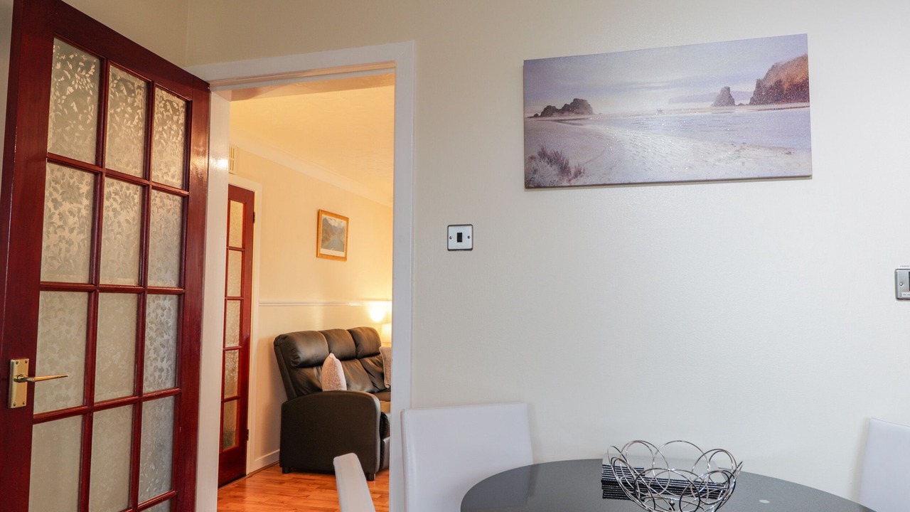 Photo of Others in Nostie