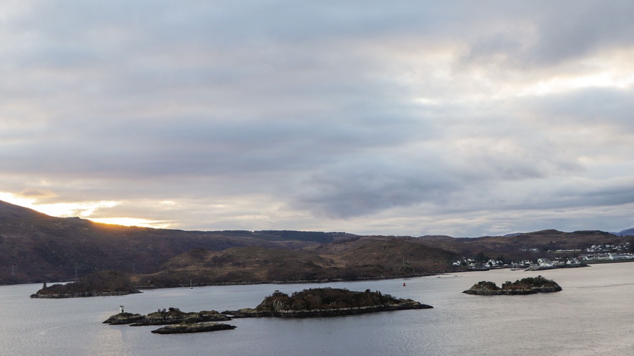 Photo of Others in Nostie