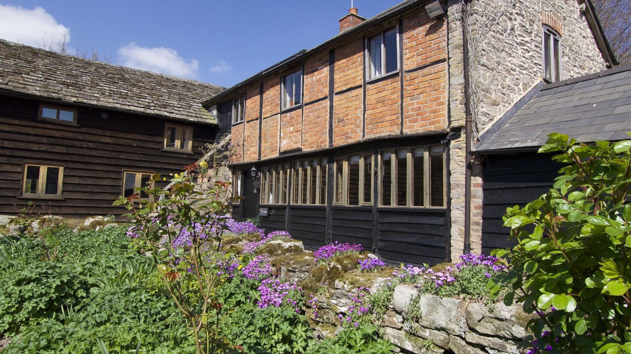 Photo of Others in Westbrook Court