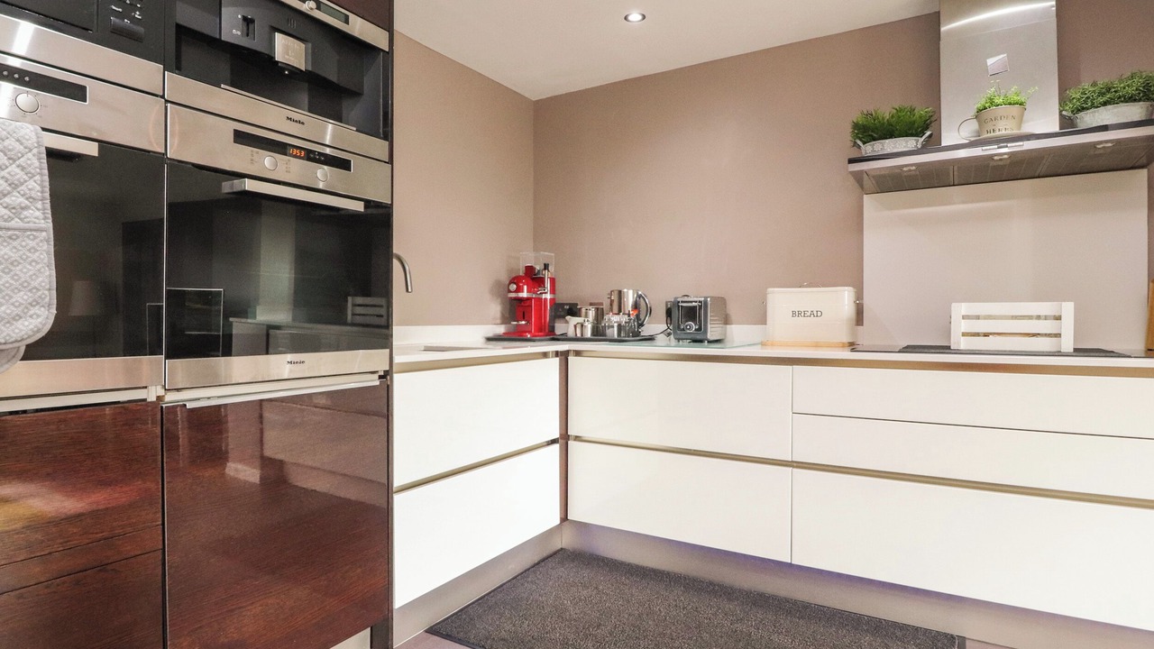 Photo of Others in Burton