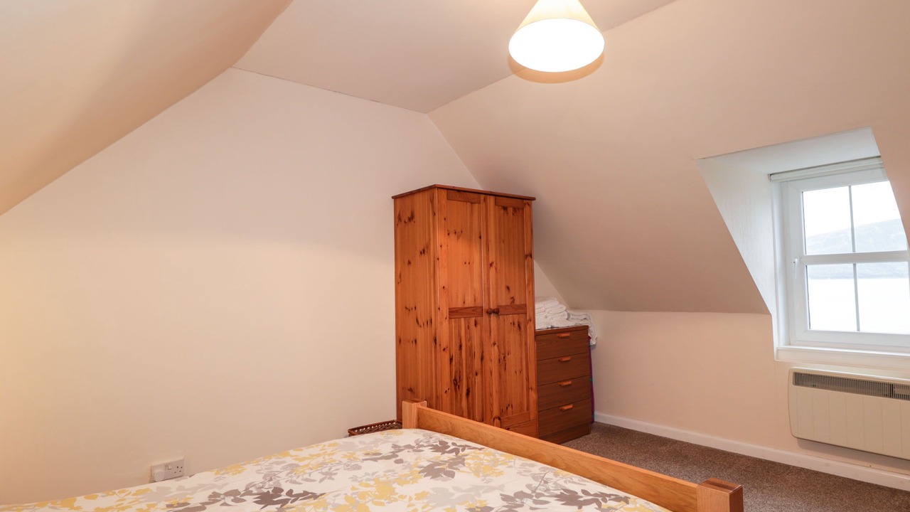 Photo of Others in Nostie