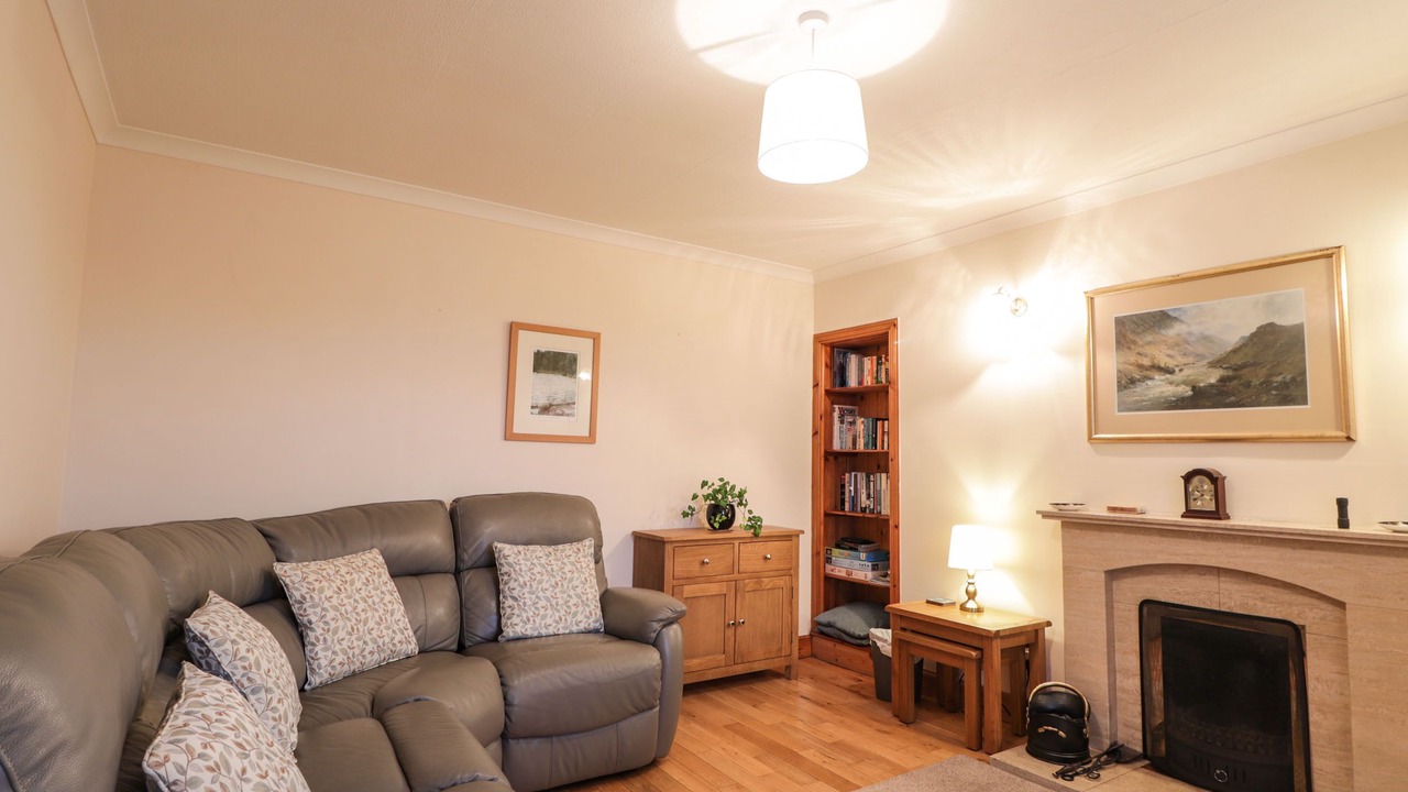 Photo of Others in Nostie