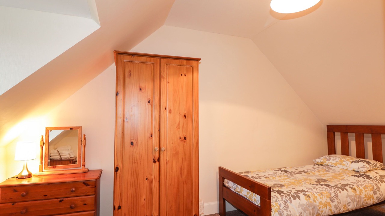 Photo of Others in Nostie