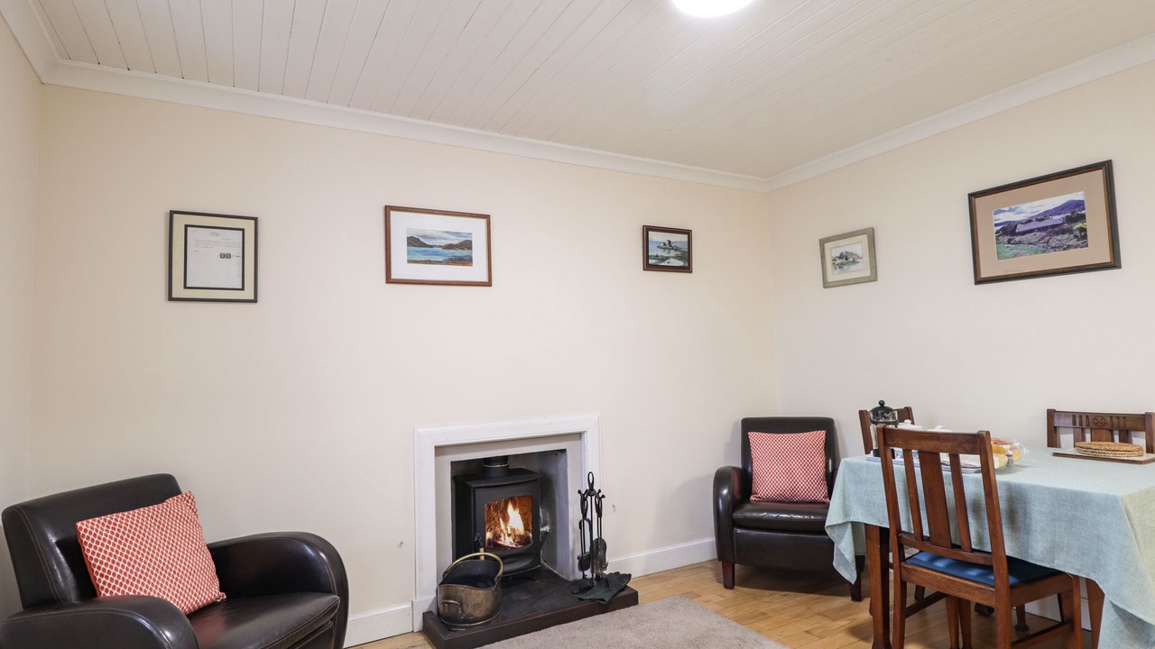 Photo of Others in Nostie