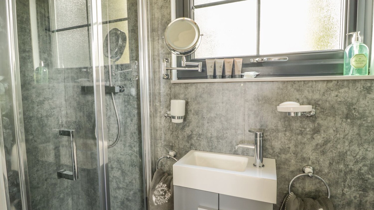 Photo of Bathroom in Wing