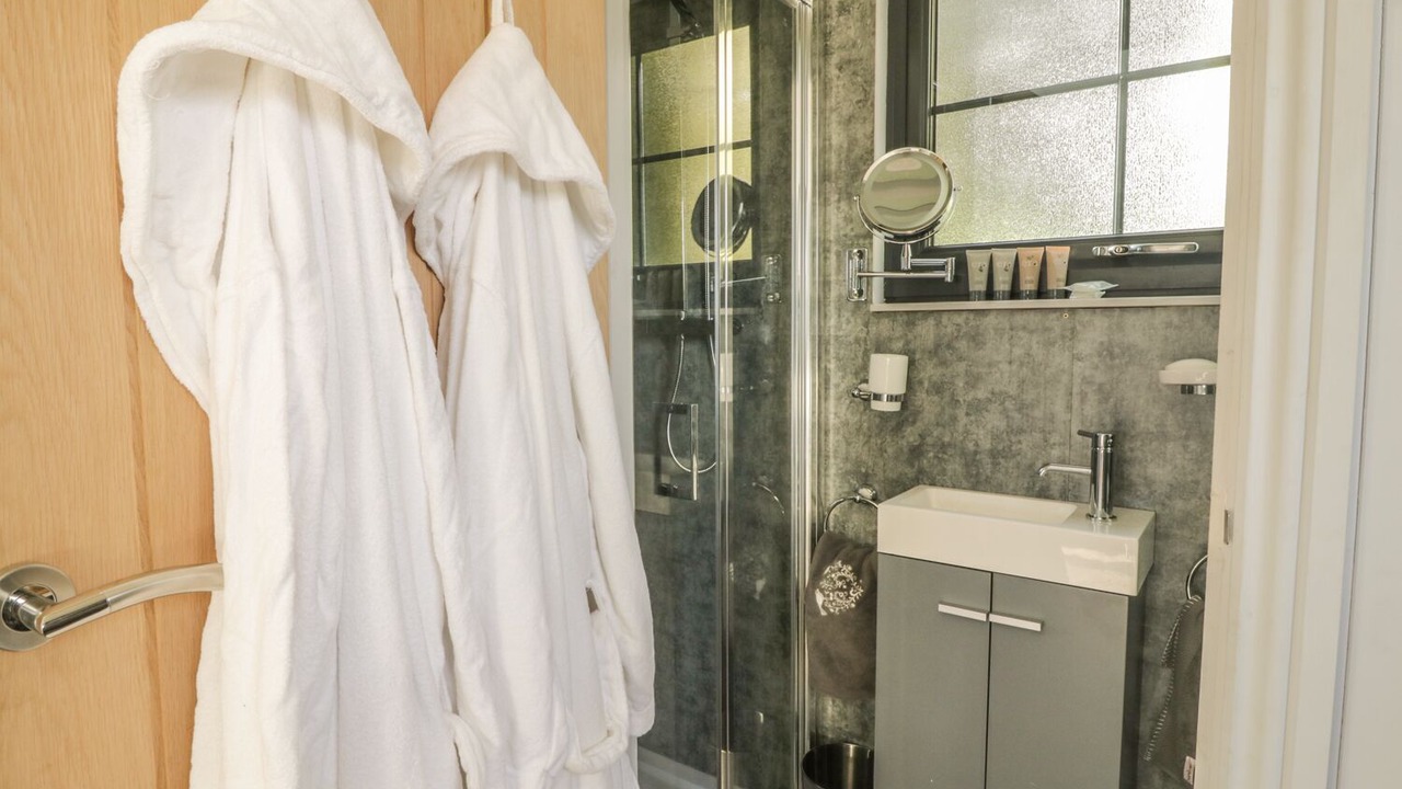 Photo of Bathroom in Wing