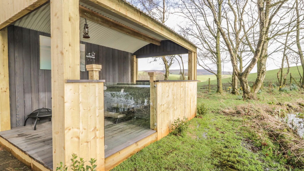 Photo of Others in Wing