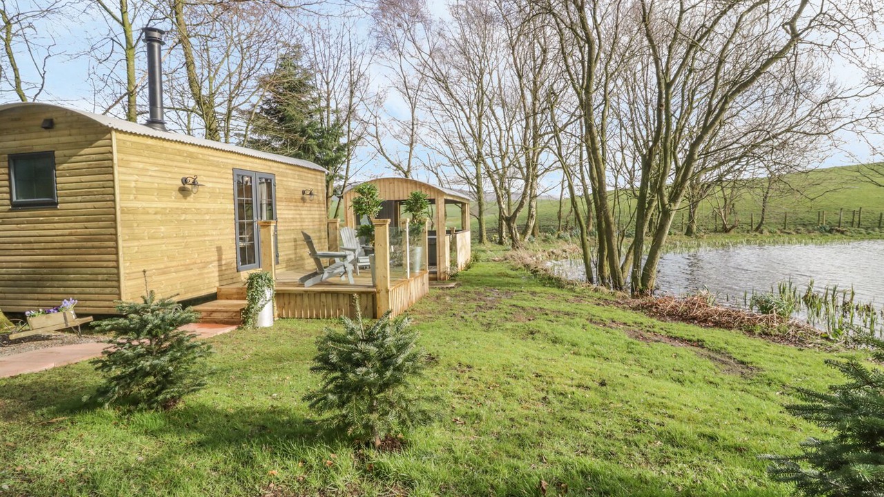 Photo of Outdoor in Wing