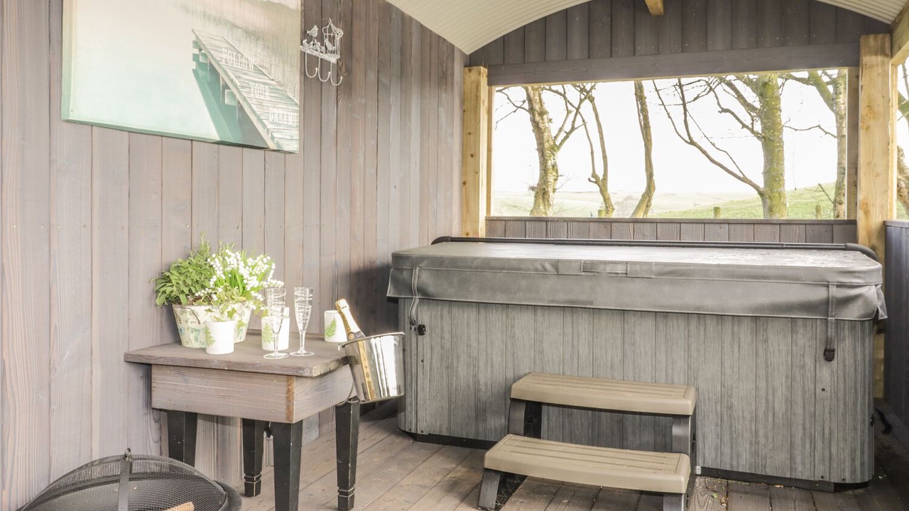 Photo of Others in Wing