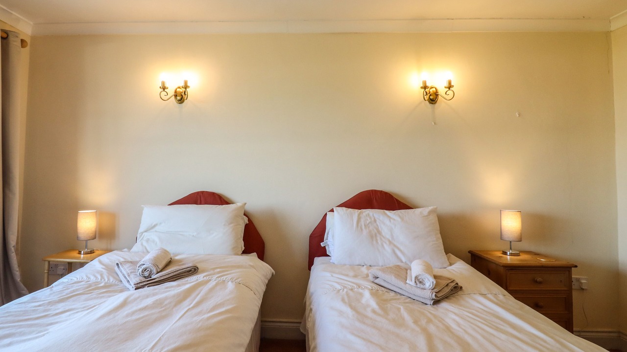 Photo of Others in Sholden