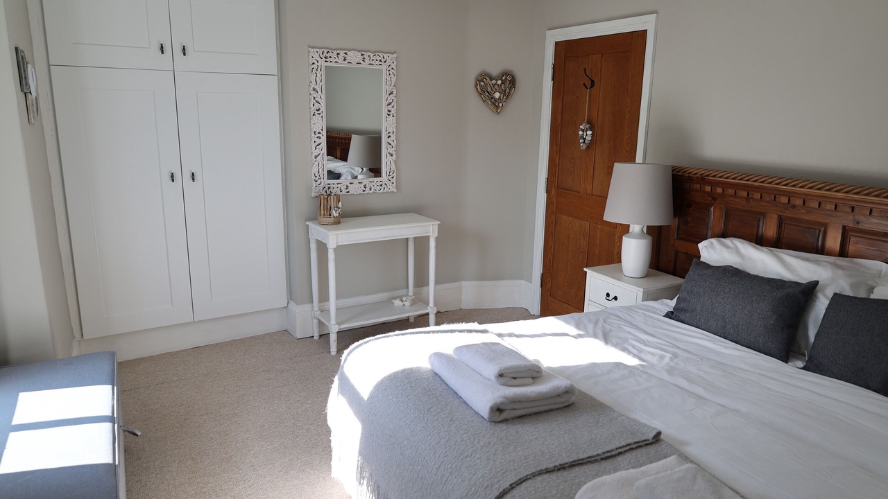 Photo of Others in Lynton