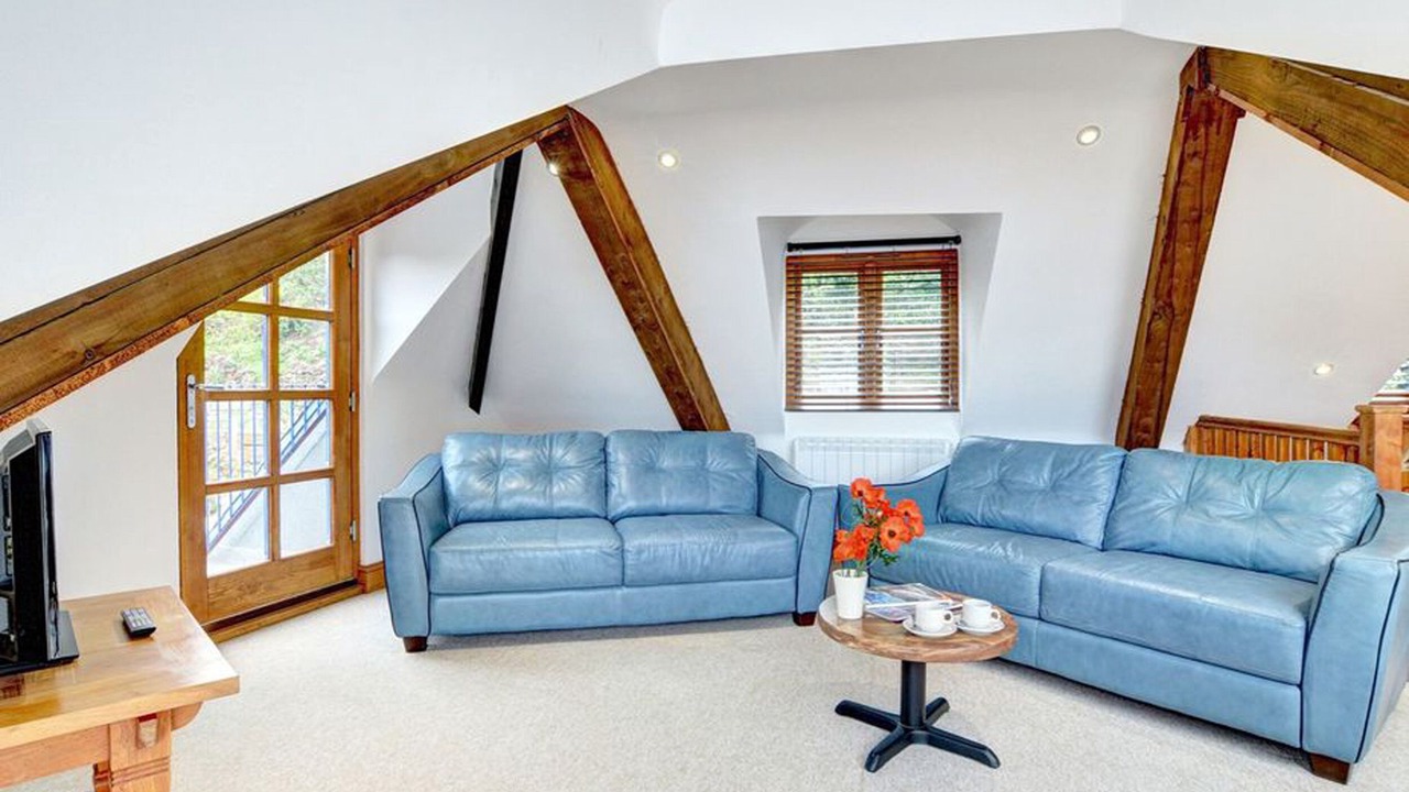 Photo of Others in Lynton