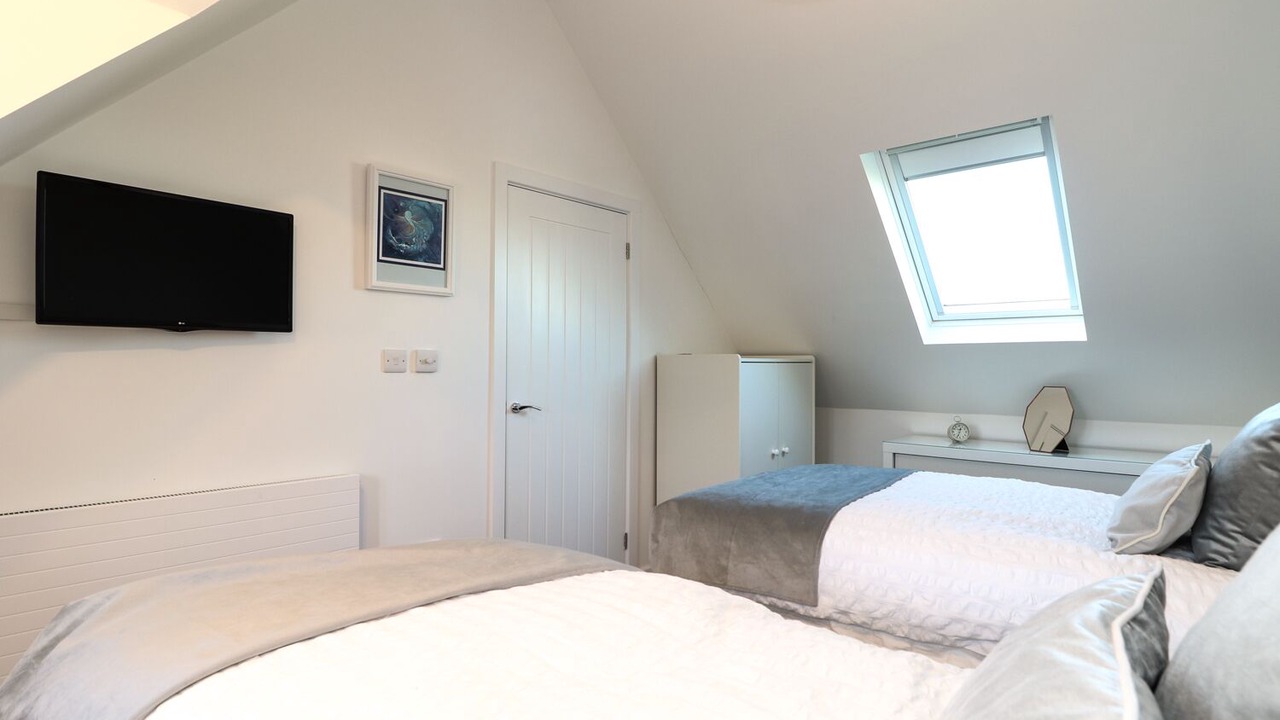 Photo of Others in Mullion