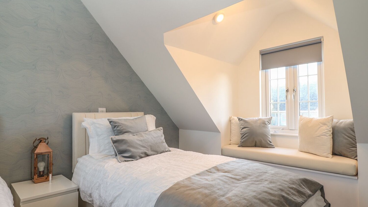 Photo of Others in Mullion