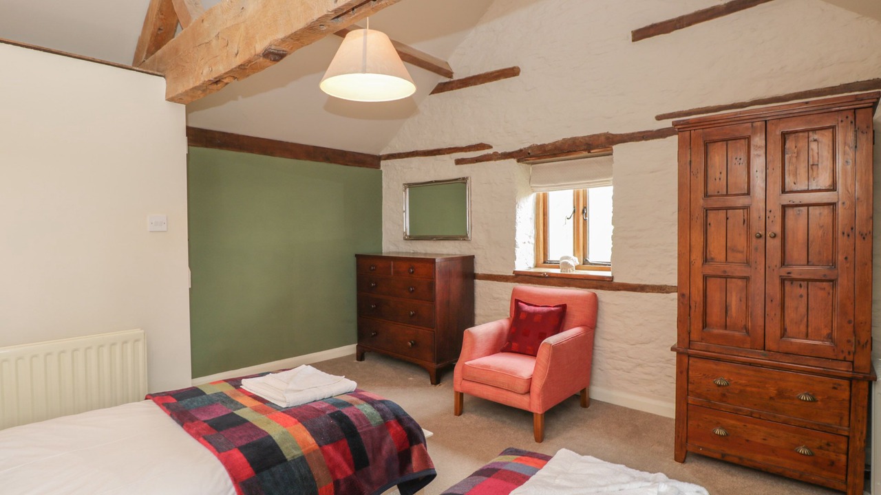 Photo of Others in Westbrook Court