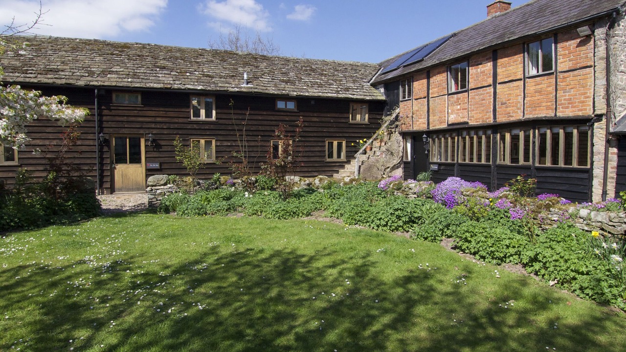 Photo of Outdoor in Westbrook Court