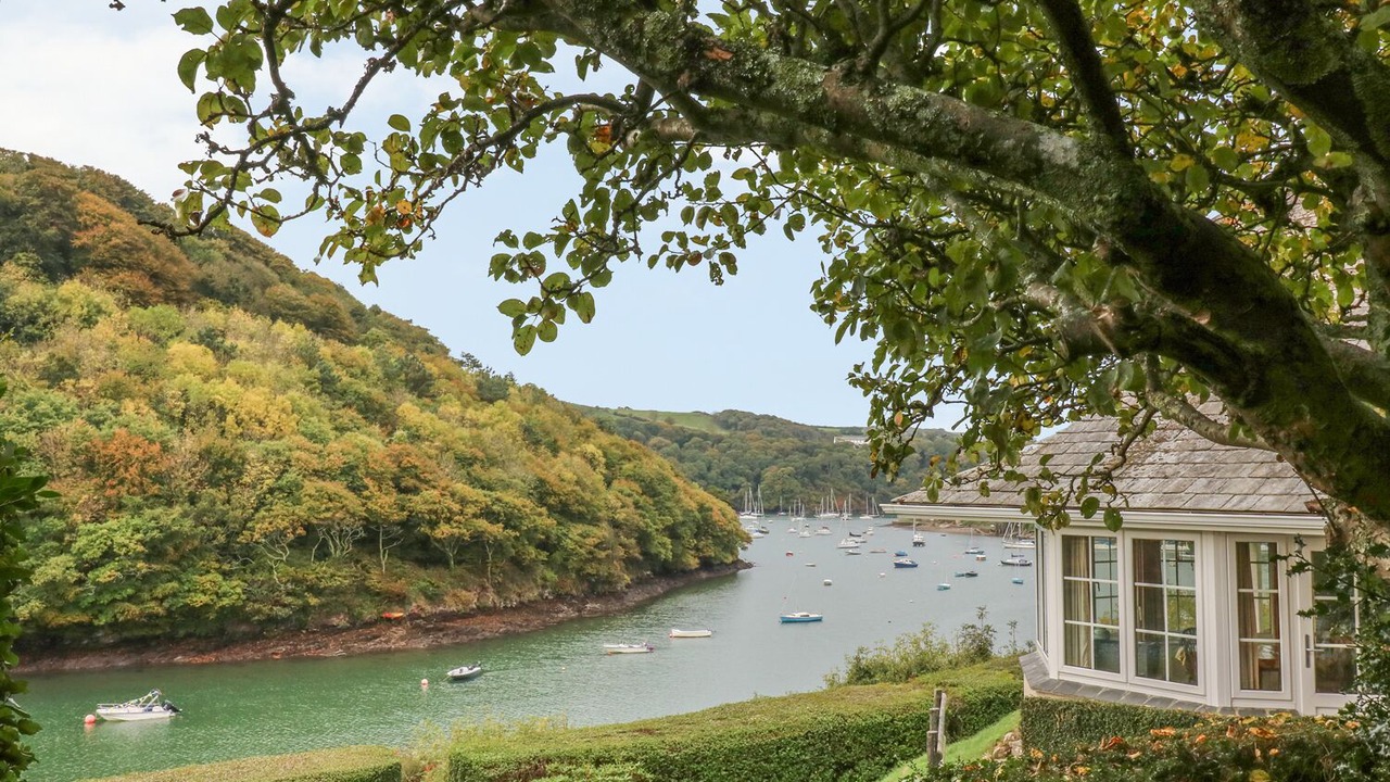 Photo of Others in Newton Ferrers