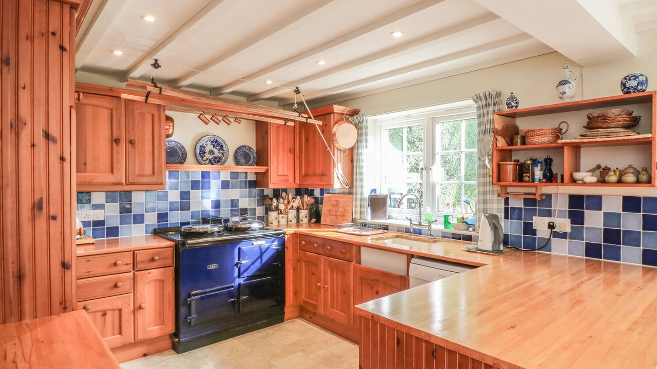 Photo of Others in Newton Ferrers