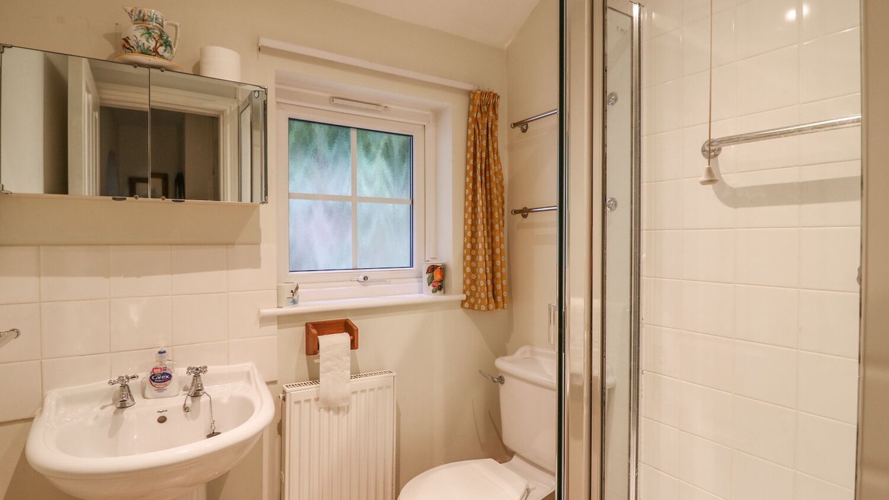 Photo of Others in Newton Ferrers