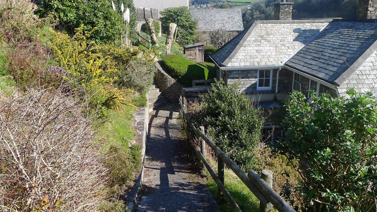 Photo of Others in Newton Ferrers