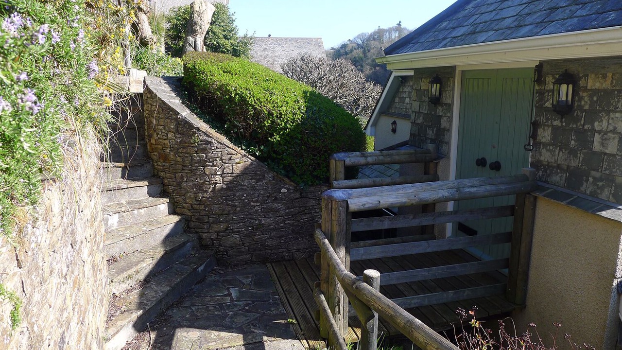 Photo of Others in Newton Ferrers