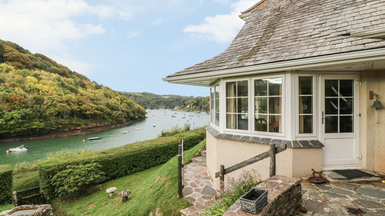 Photo of Others in Newton Ferrers