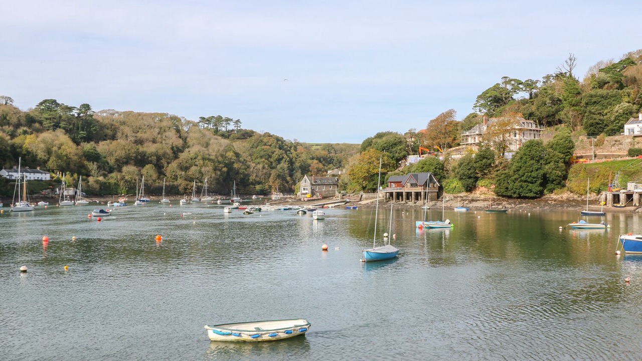 Photo of Others in Newton Ferrers