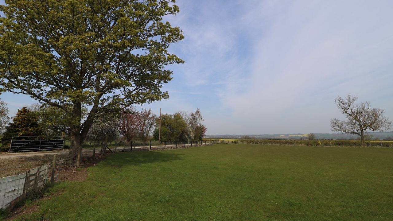 Photo of Others in Pickering