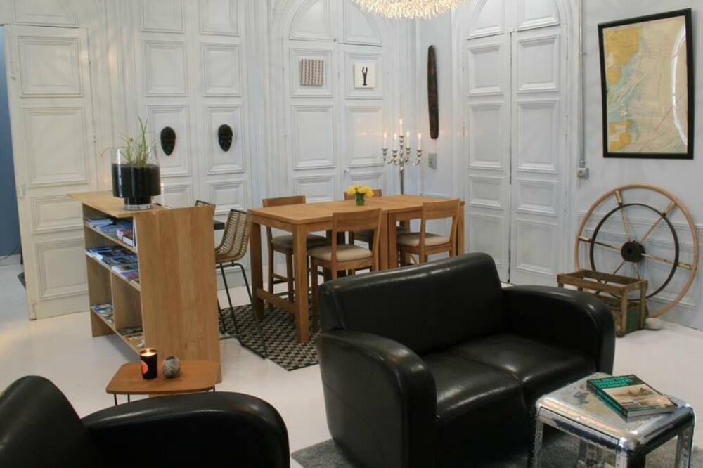 Photo of Livingroom in Fecamp