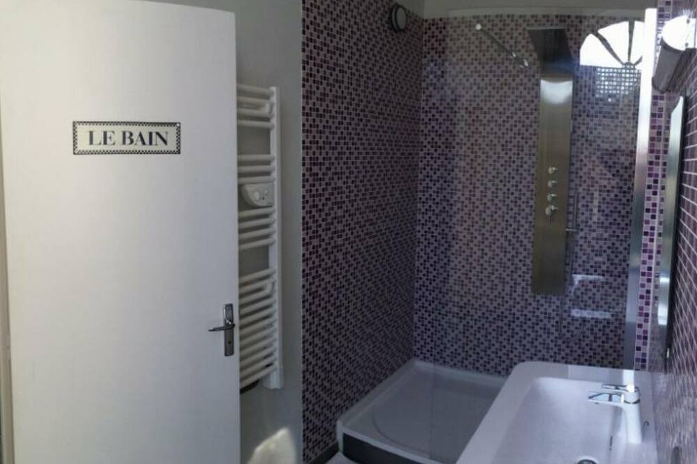 Photo of Bathroom in Fecamp