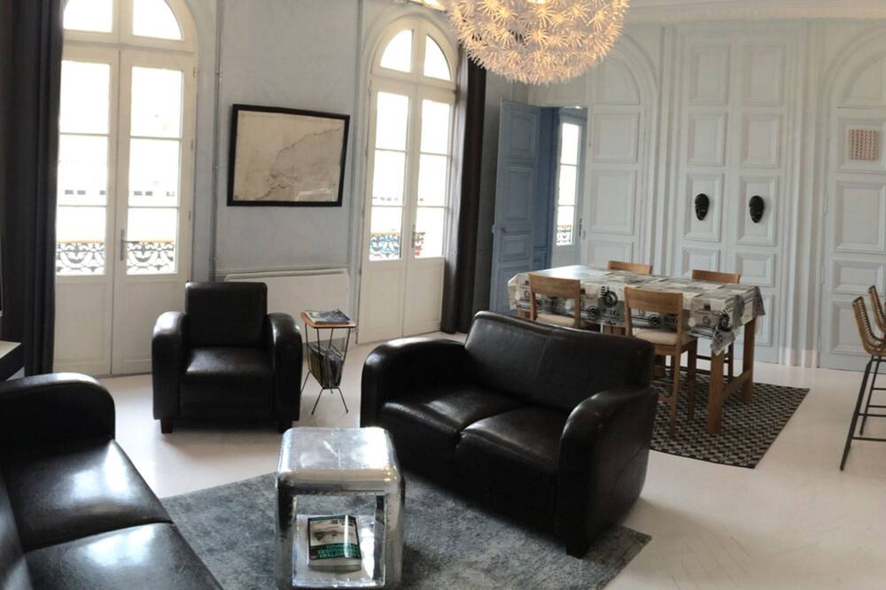 Photo of Livingroom in Fecamp