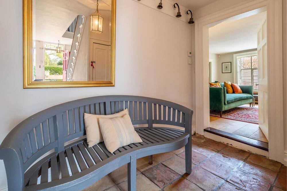 Photo of Others in Eye