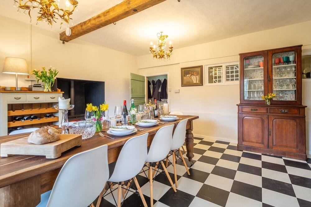 Photo of Others in Eye