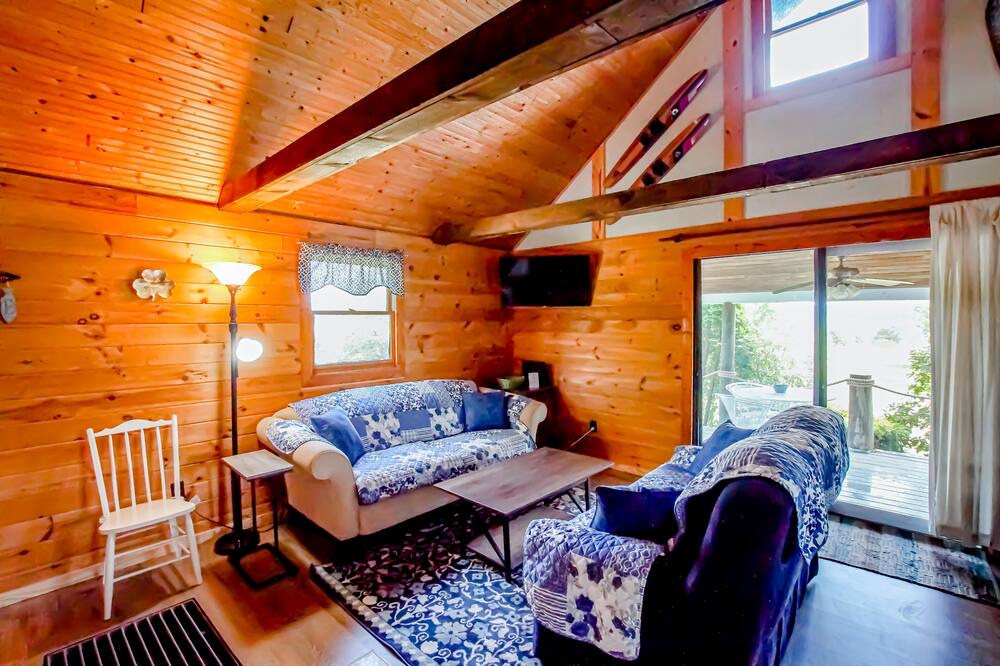 Photo of Livingroom in Town of Jerusalem