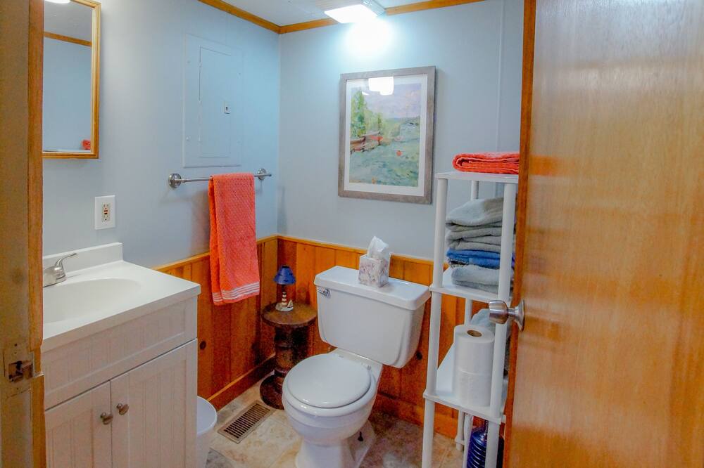 Photo of Bathroom in Town of Jerusalem