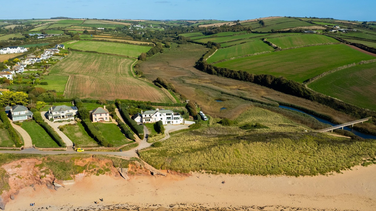 Photo of Others in Thurlestone