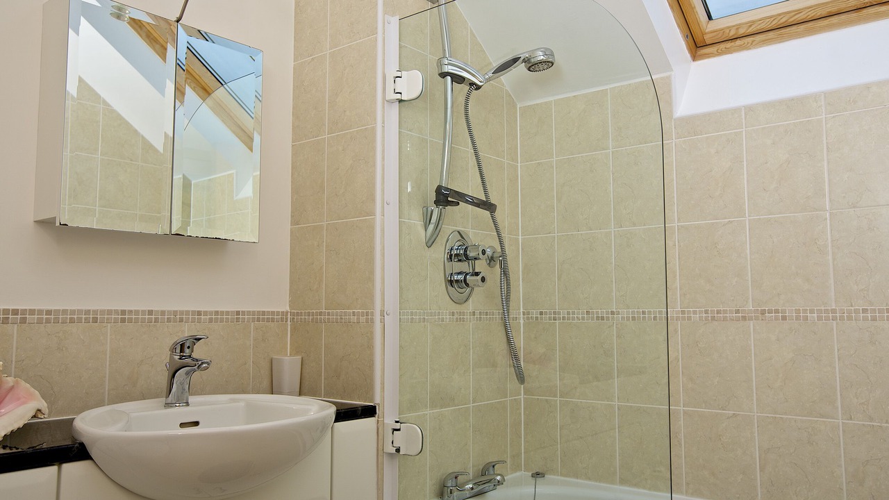 Photo of Bathroom in Thurlestone