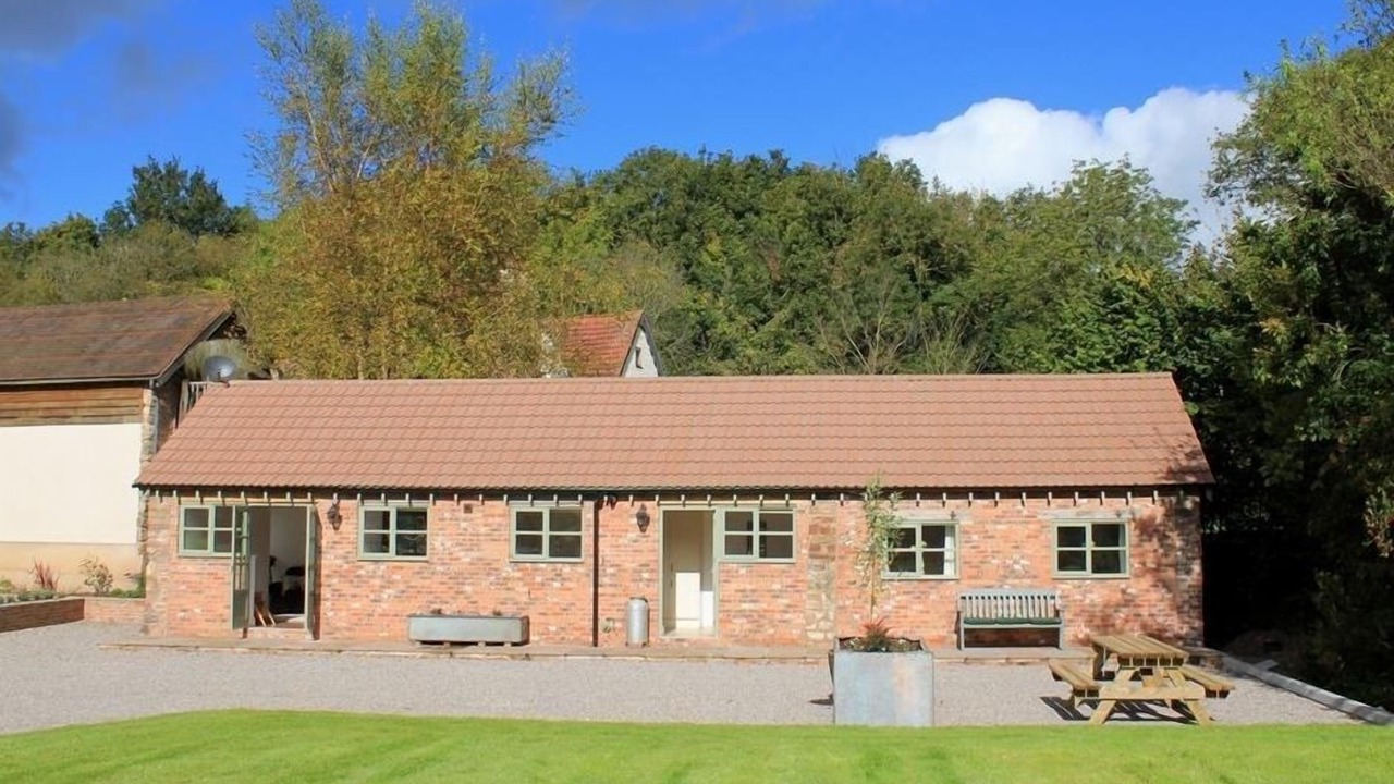 Photo of Others in Flaxley