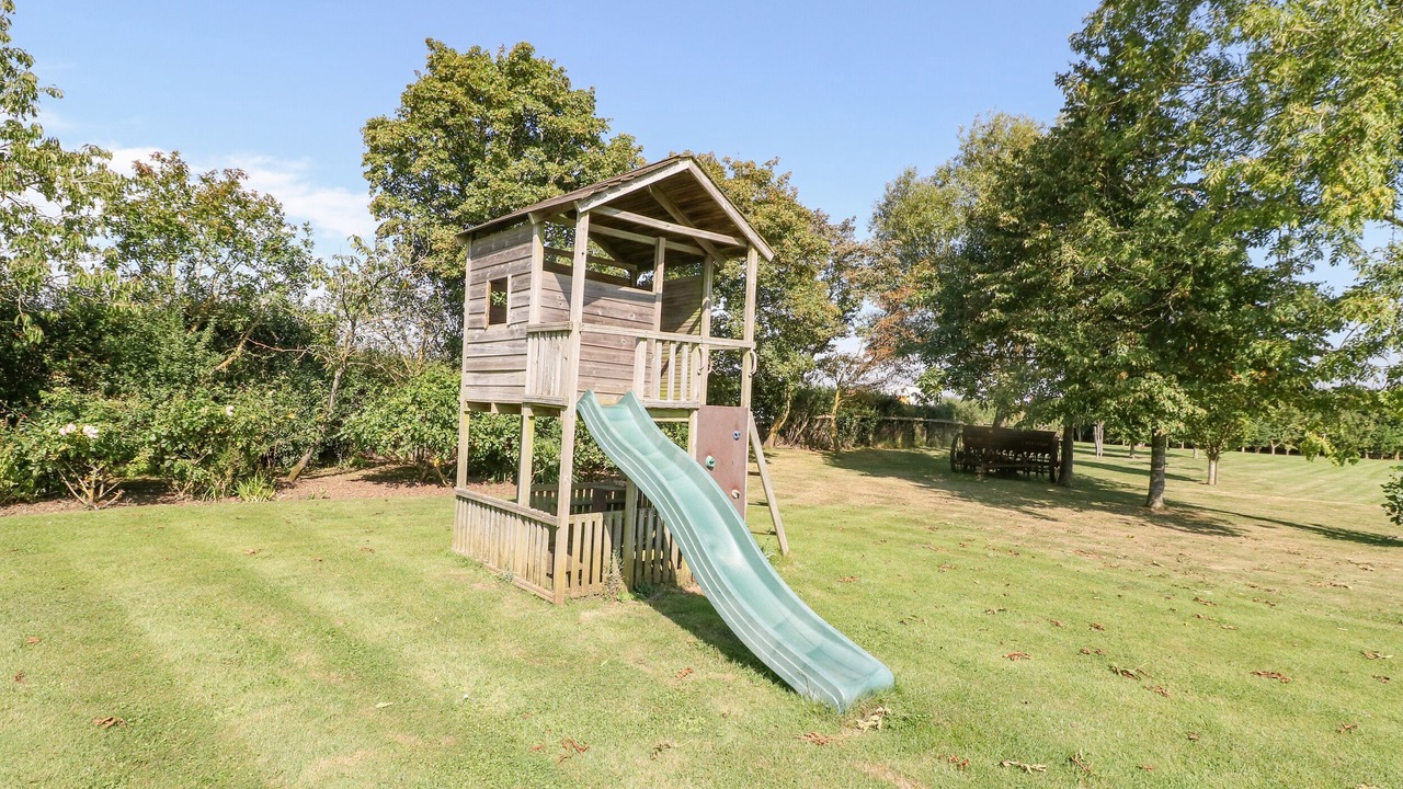 Photo of Others in Witney