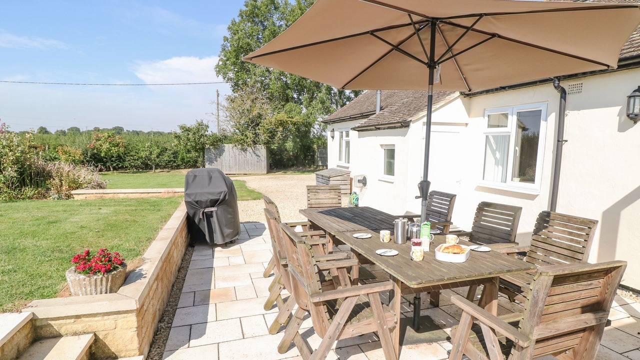 Photo of Outdoor in Witney