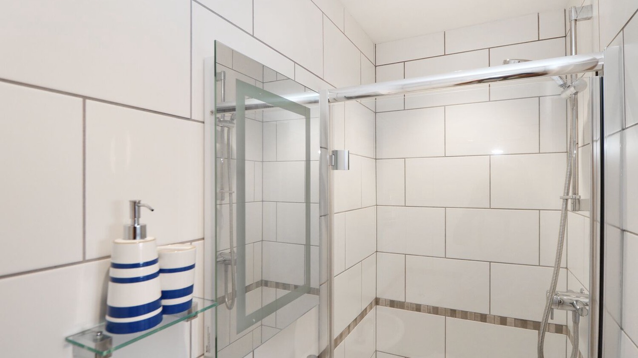 Photo of Bathroom in Chysauster