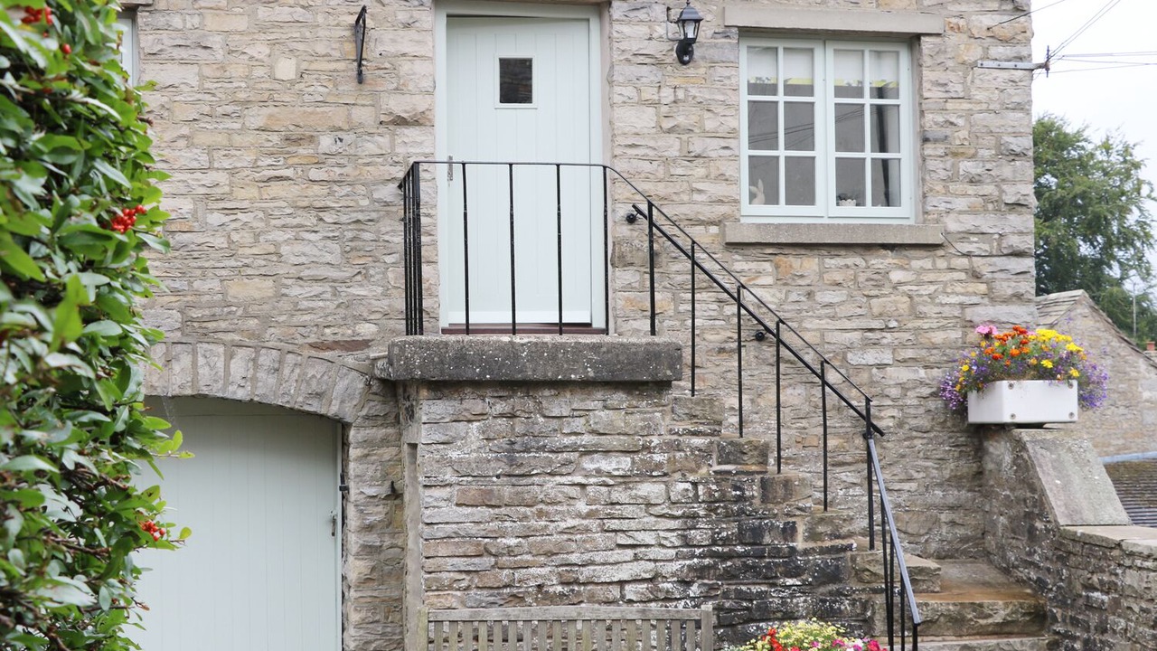 Photo of Others in Gayle