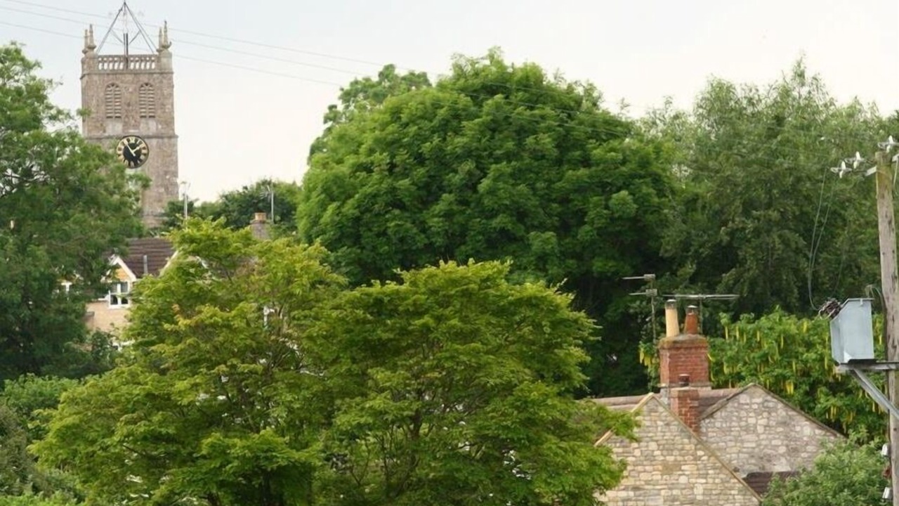 Photo of Others in Shoscombe