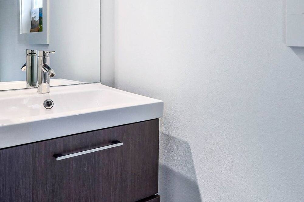 Photo of Bathroom in Govalle