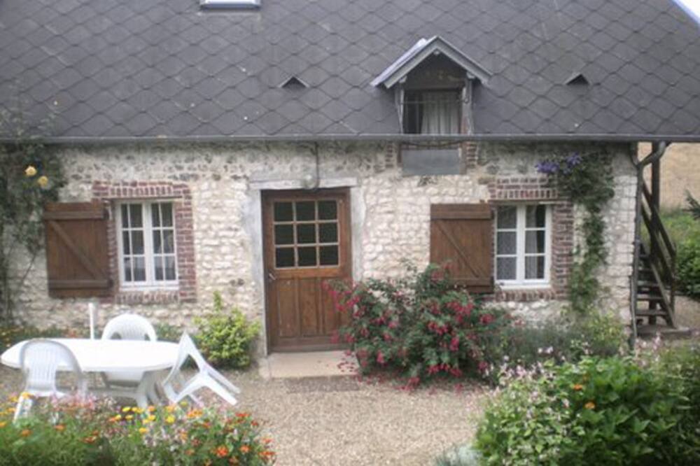 Photo of Outdoor in Pierrefiques