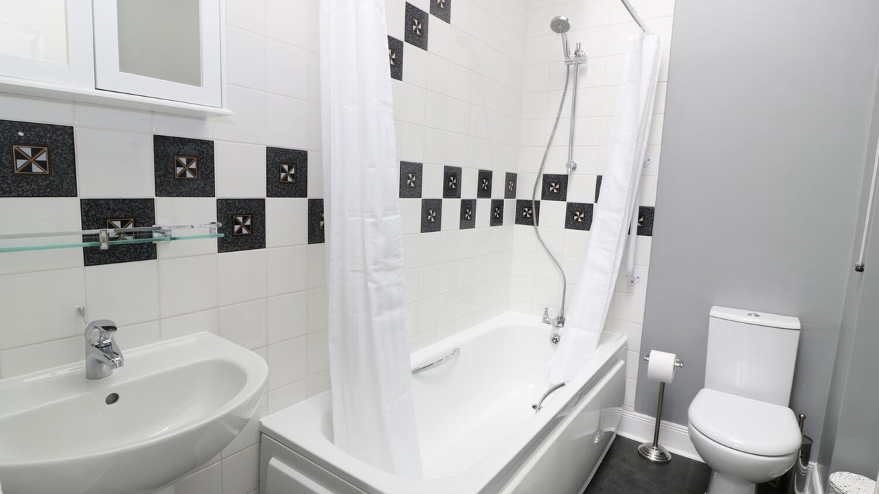 Photo of Bathroom in Dalmally