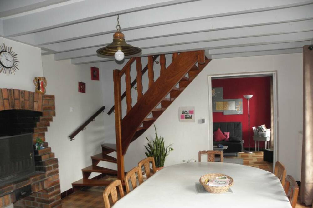 Photo of Livingroom in Franqueville-Saint-Pierre