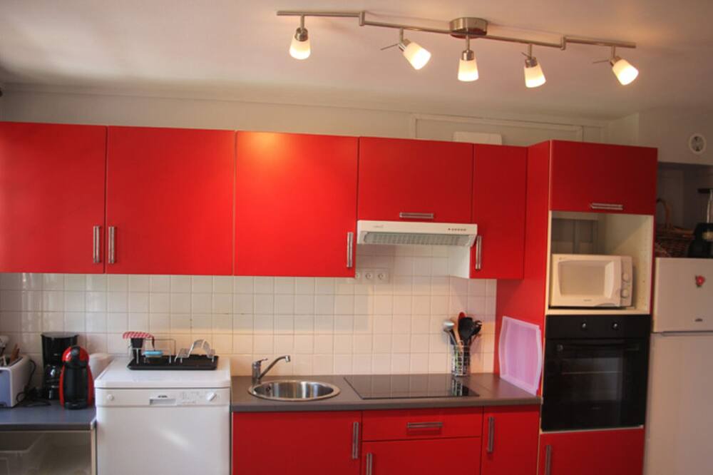 Photo of Kitchen in Franqueville-Saint-Pierre